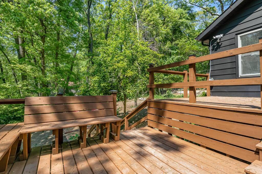 Black Cabin Getaway In Woods I Valpo 瓦尔帕莱索 外观 照片