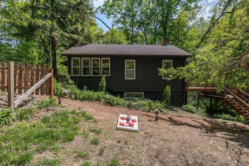 Black Cabin Getaway In Woods I Valpo 瓦尔帕莱索 外观 照片